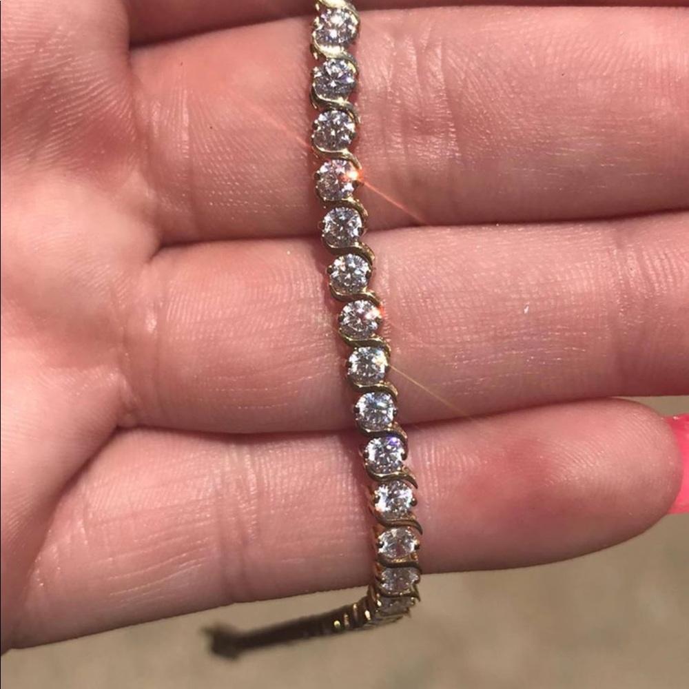 ❌SOLD ❌10k Gold Tennis Bracelet w/ Cubic Zirconia